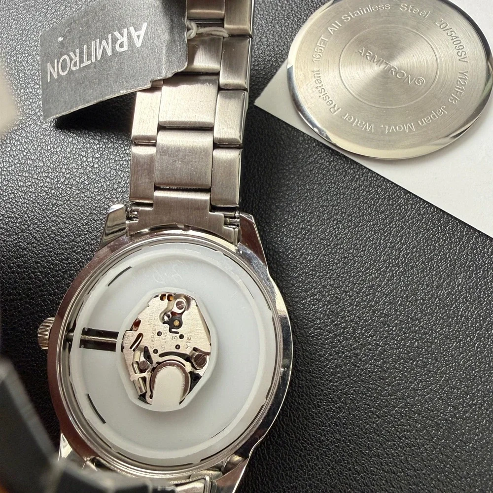 Armitron 20/5409SV‎ Men's Diamond Dial Silver Tone Watch BACK NOT CLOSING
